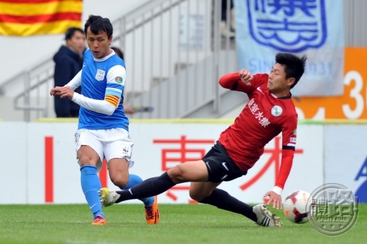 football_kitchee_140215-2