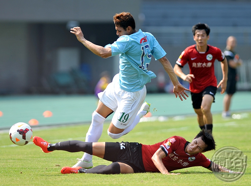 20140412-football04