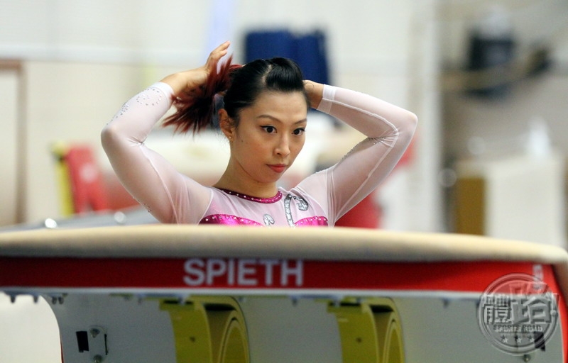 gymnastic_140905-angelwong