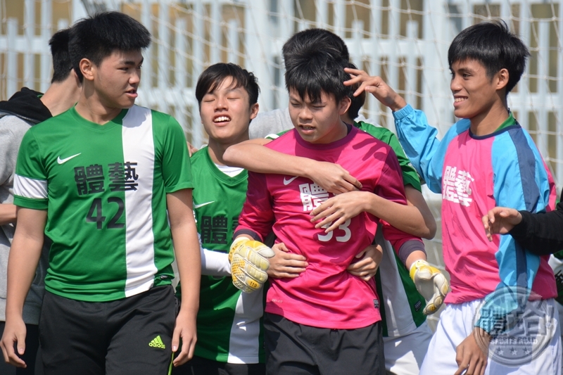 interschool_football_jingying_QF_20160301-41