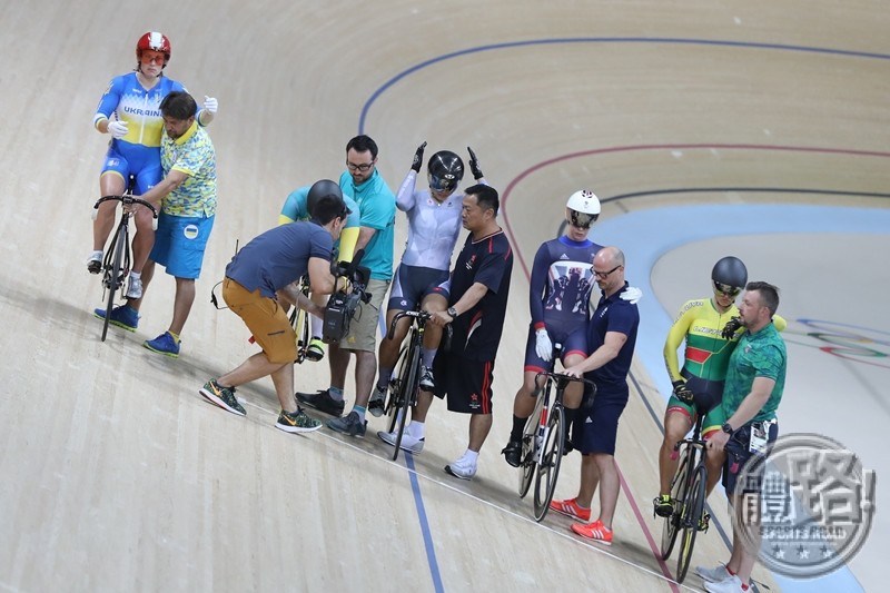 rio_cycling_keirin_semi_sarahlee_20160814-08