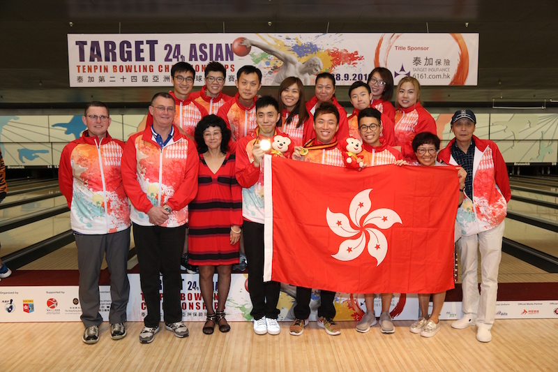 hk-team-group-photo_bowling