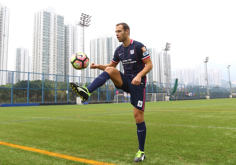 krisztianvadocz_kitchee_football_05