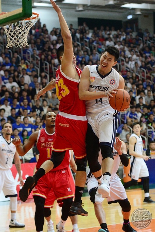 abl_playofffinalgame2_basketball_eastern_20170418-24