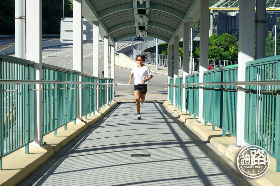 姚潔貞, 跑步路線, 青山公路